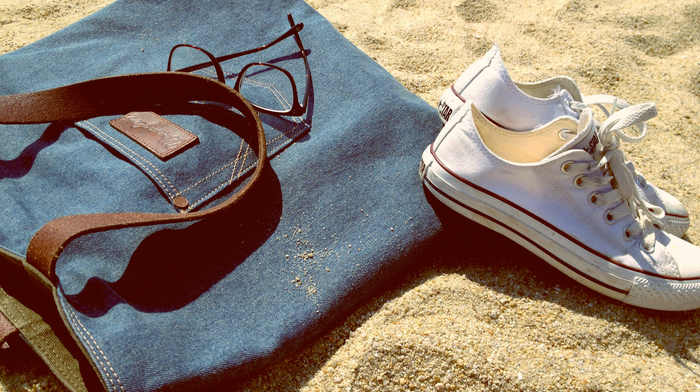 What to Look for When Buying a Beach Bag
