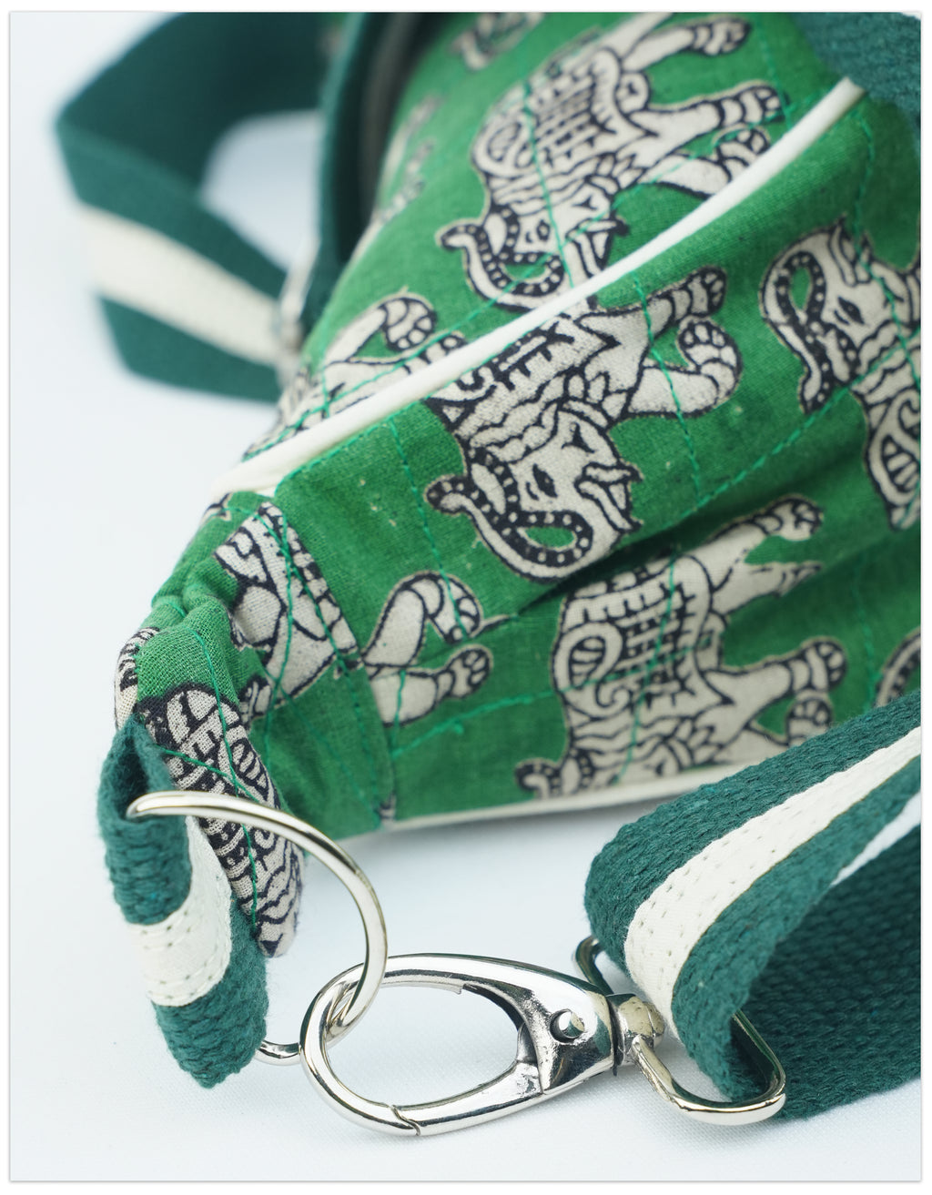Jungle Parade Shoulder Bag (Medium)