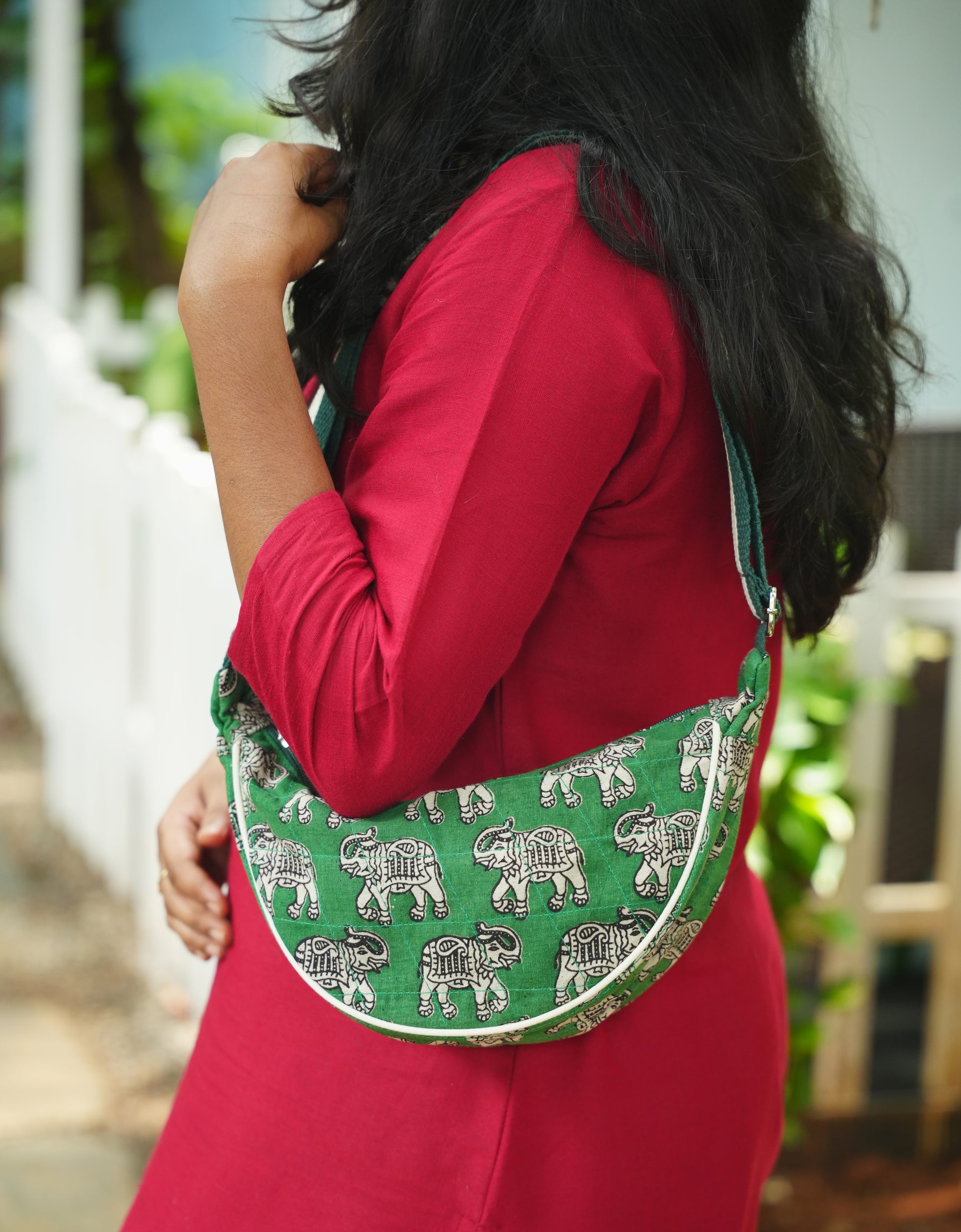 Jungle Parade Shoulder Bag (Medium)
