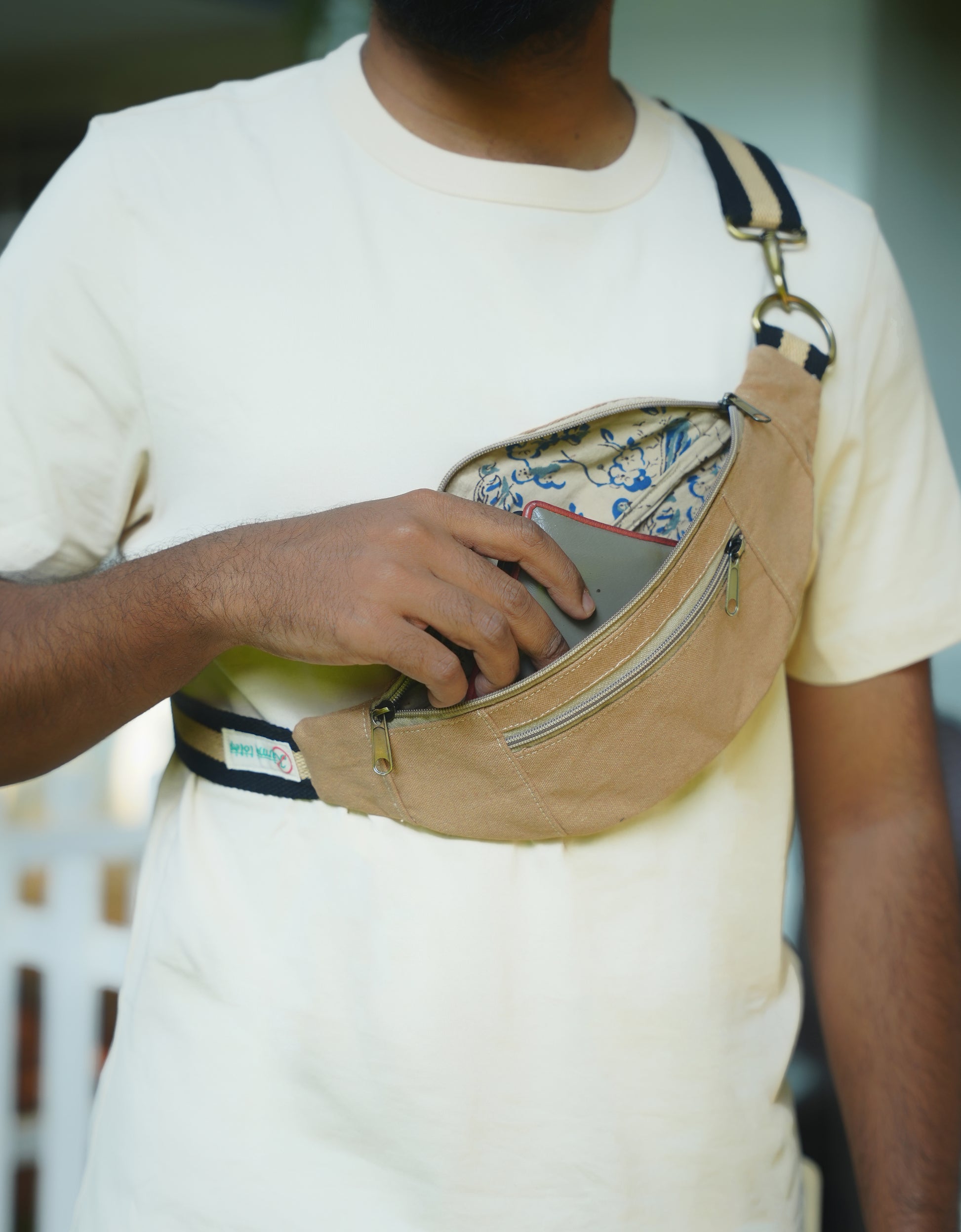 Caramel Muse Fanny Pack